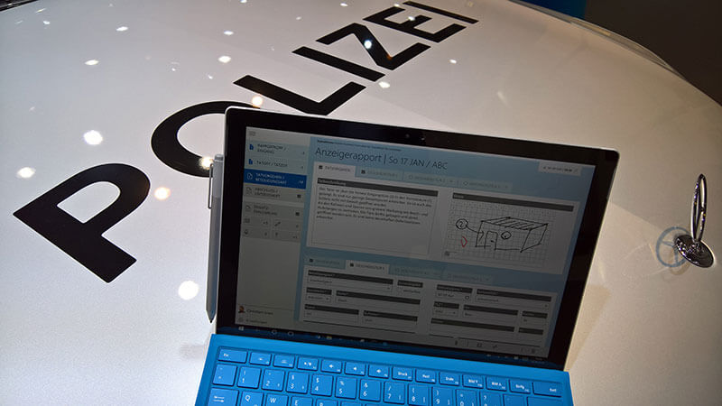 Mobile-Police-Form-MicrosoftSurface-HybridForms-by-icomedias-03 HybridForms Police auf der Polizeimesse GPEC 2016 in Leipzig